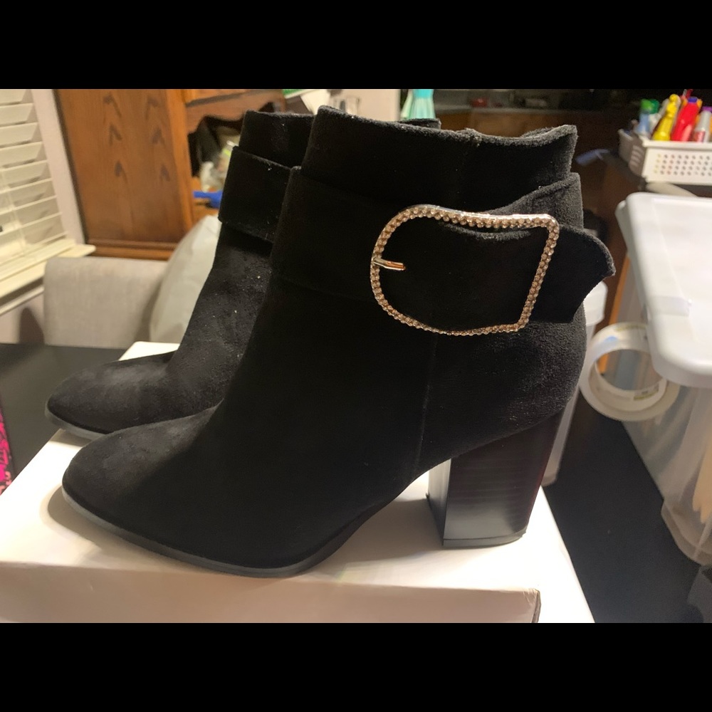 Black Suede Boots Size 9